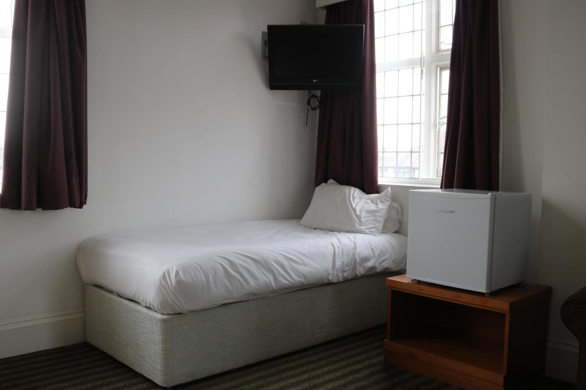 מנצ'סטר Fairway Inn מראה חיצוני תמונה