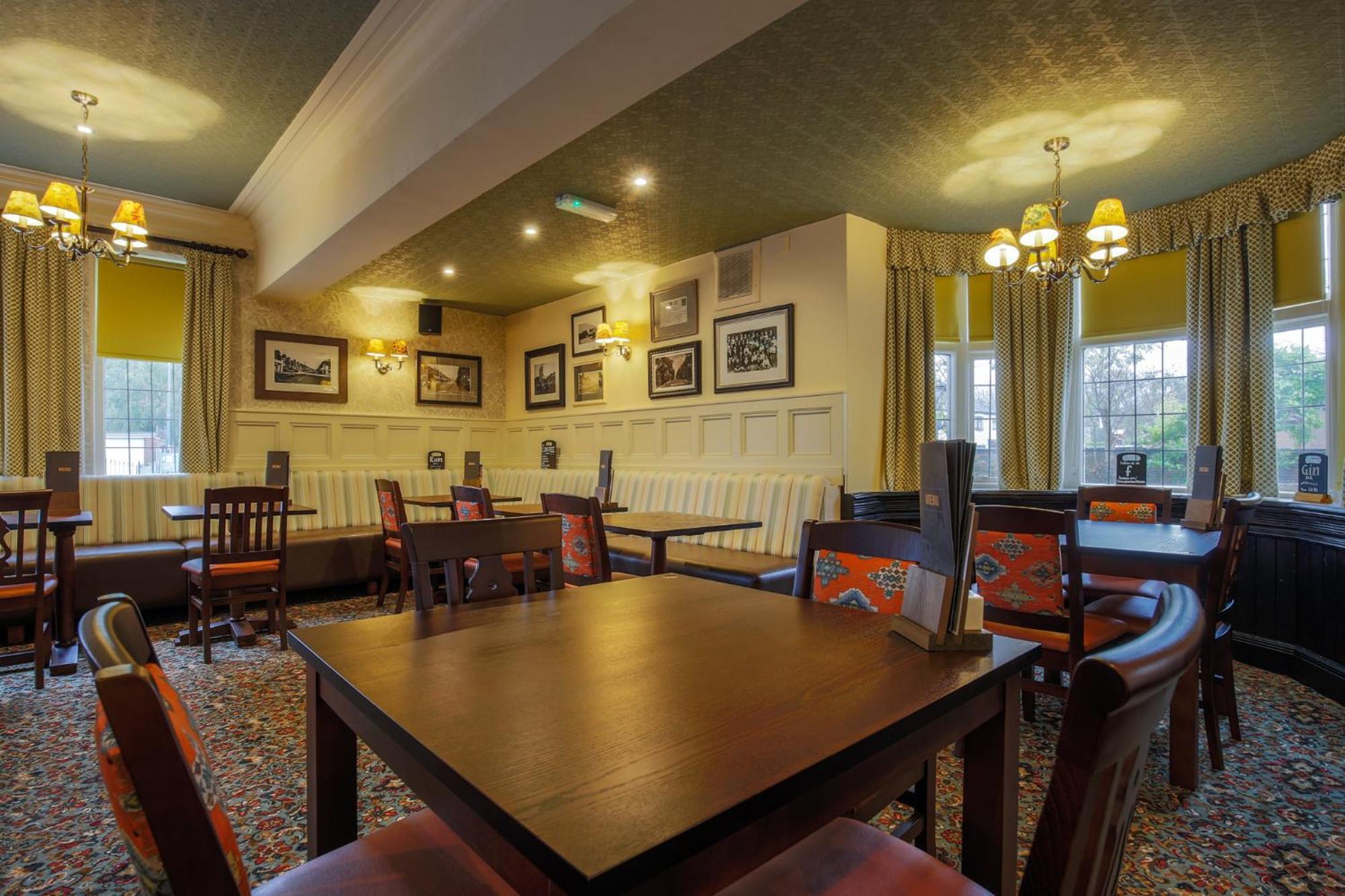 מנצ'סטר Fairway Inn מראה חיצוני תמונה